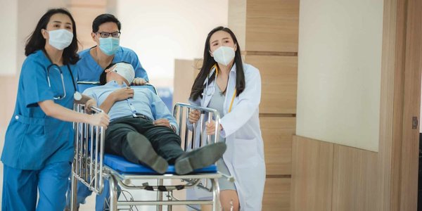 Médecin de garde : comment le contacter rapidement en ligne ?